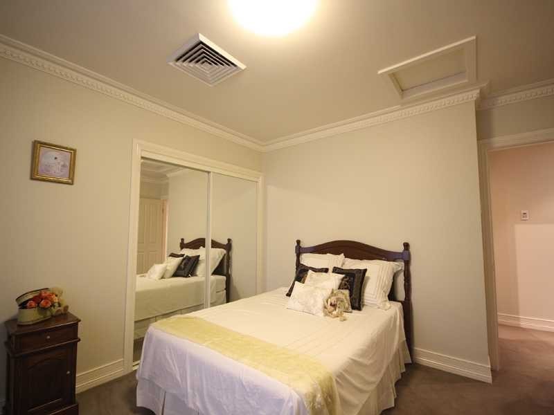 1 Oak Crt, Minyama QLD 4575