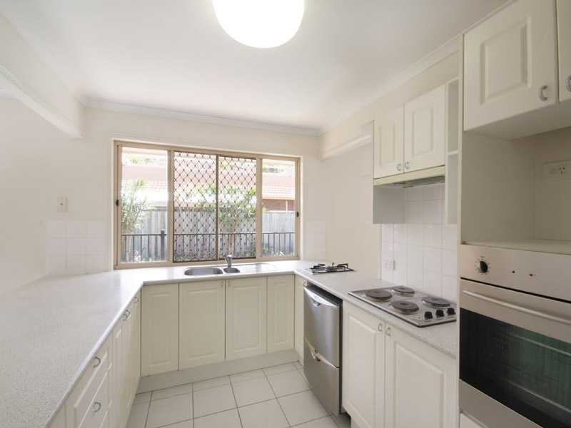 209 Oceanic Drive, Warana QLD 4575