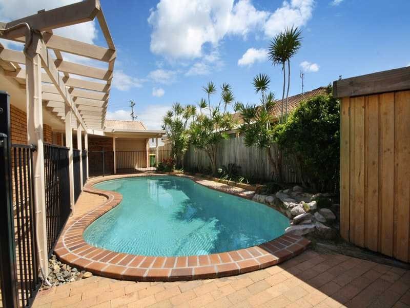209 Oceanic Drive, Warana QLD 4575