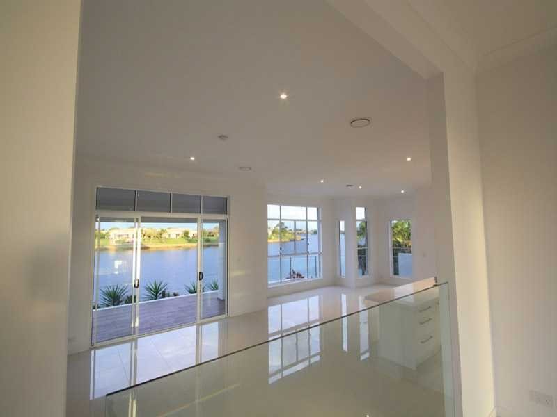 18 Seychelles Place, Kawana Waters QLD 4575