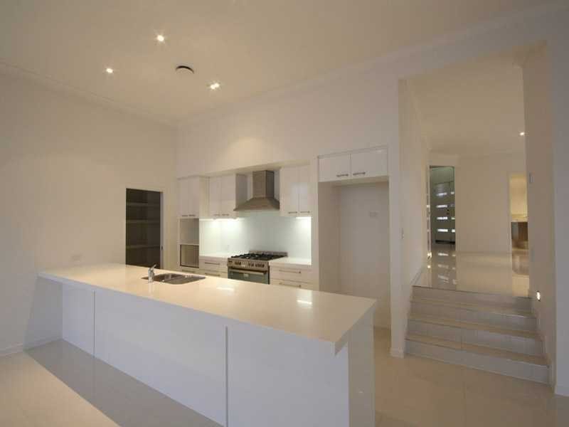 18 Seychelles Place, Kawana Waters QLD 4575