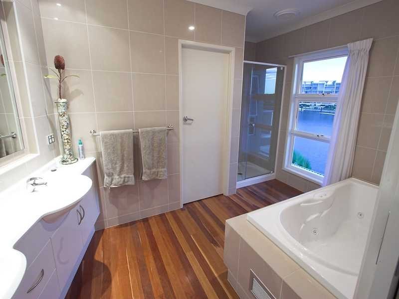 56 Sunbird Chase, Parrearra QLD 4575