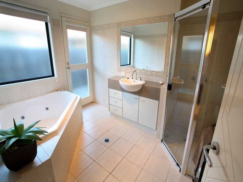 48 Swallow Street, Wurtulla QLD 4575