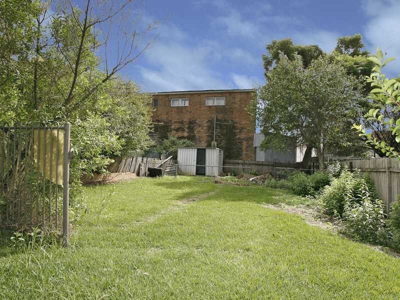 4 Eden Avenue, Croydon Park NSW 2133