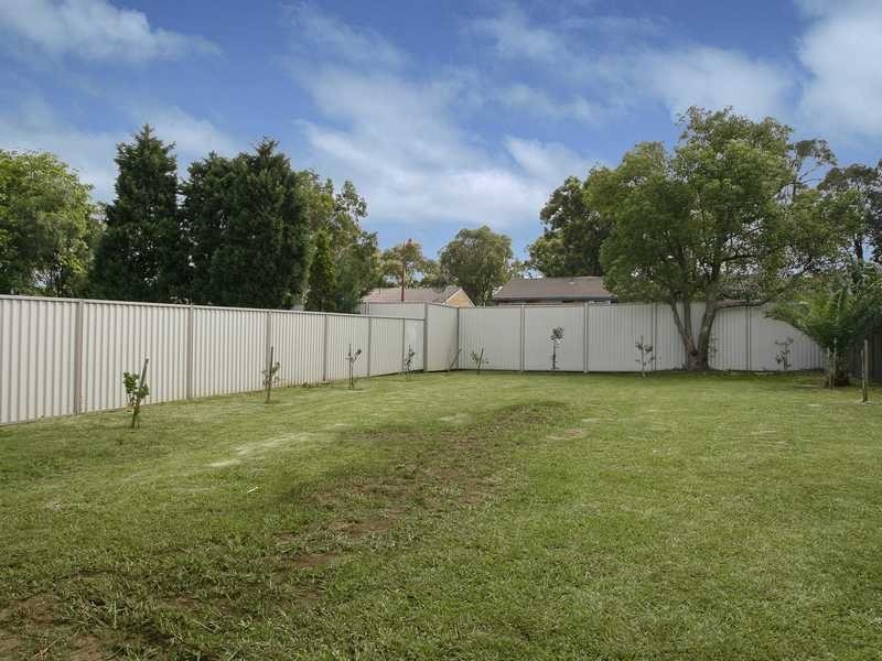 137 Greenacre Road, Greenacre NSW 2190