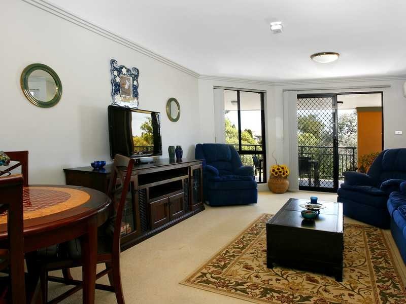 Apartment 11/8-16 William Street, Ryde NSW 2112