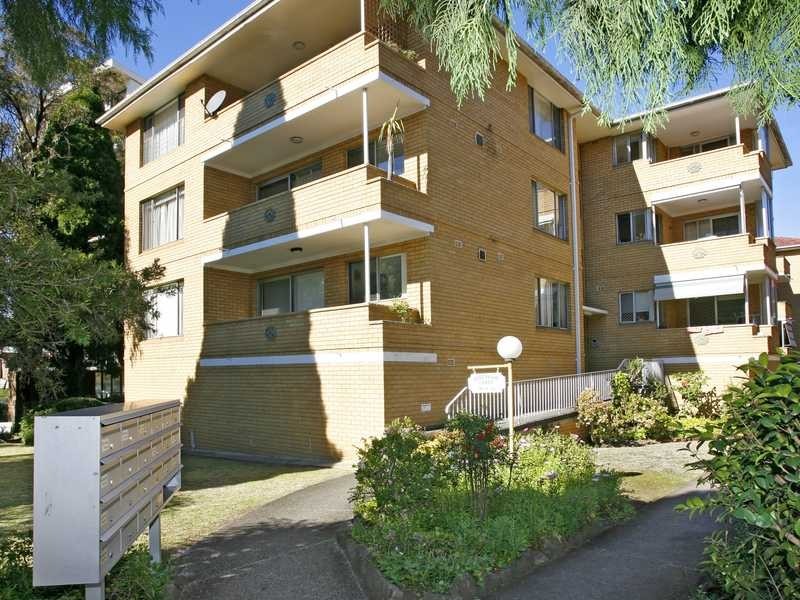 Apartment 4/10-12 Park Avenue, Burwood NSW 2134