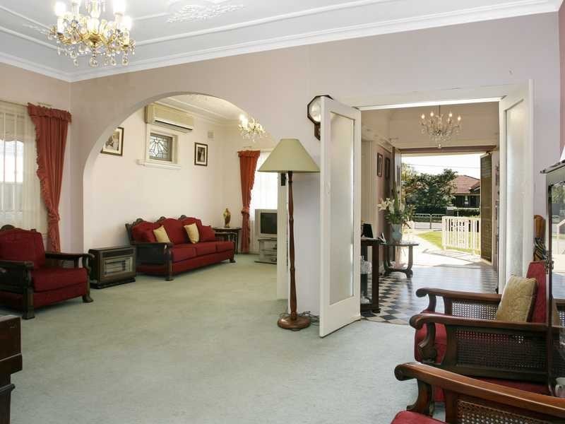 39 Saxon Street, Belfield NSW 2191