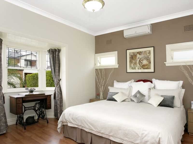 16 Gannons Avenue, Hurstville NSW 2220