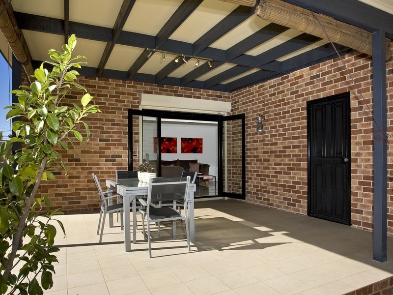 8 Tempe Street, Greenacre NSW 2190