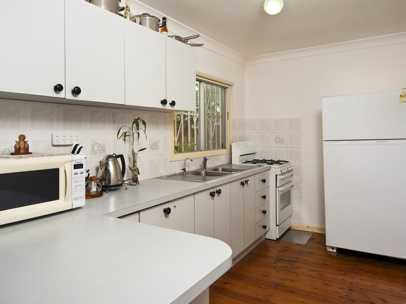 17 Scott Street, Belfield NSW 2191