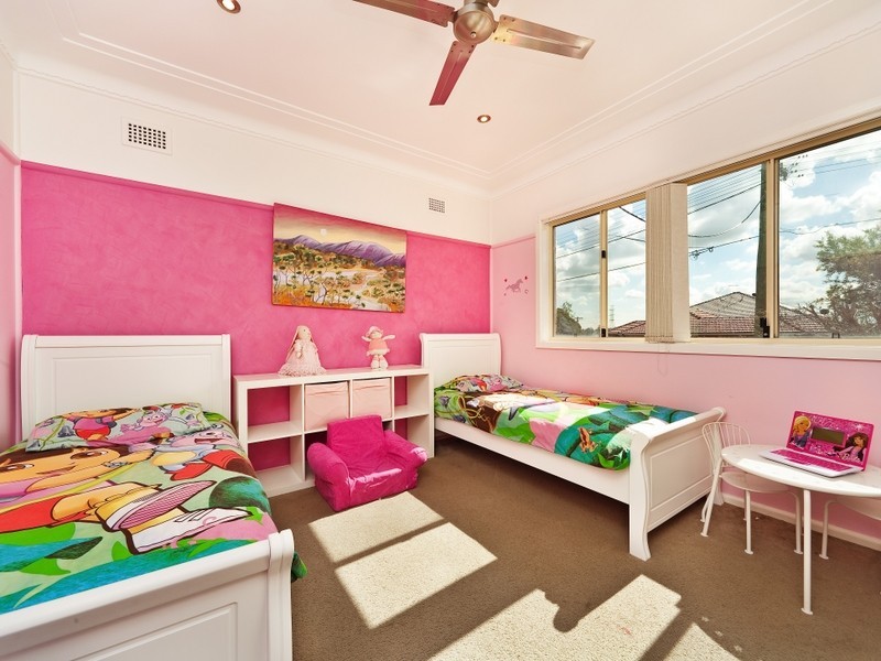 Greenacre NSW 2190