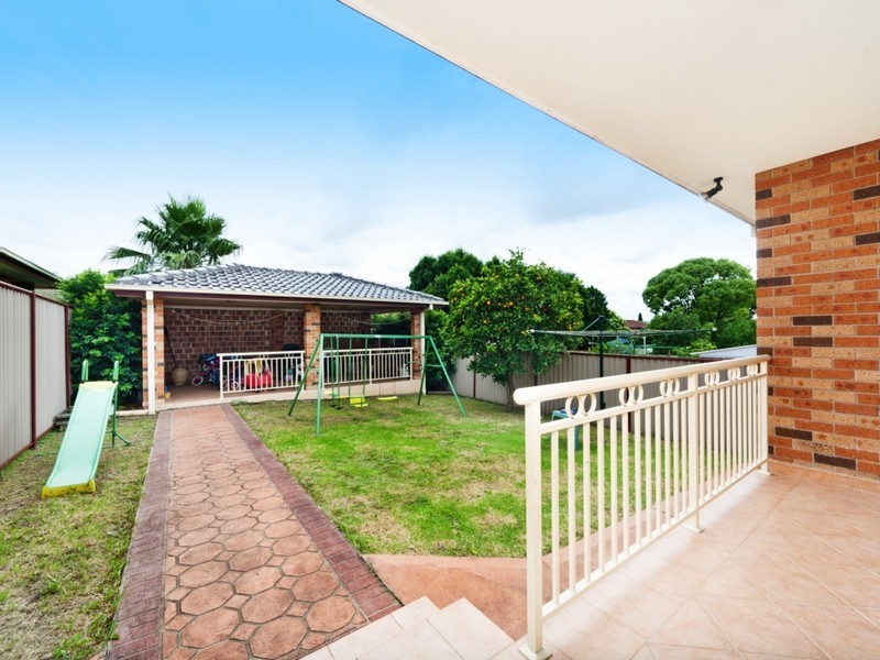 59 Macquarie Street, Greenacre NSW 2190