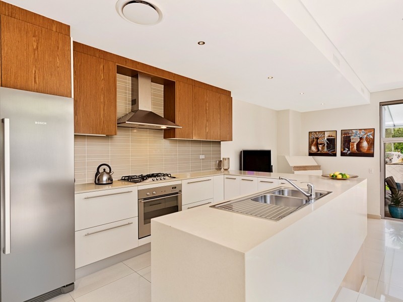 166 Hillcrest Avenue, Mount Lewis NSW 2190