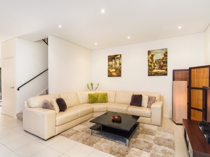 3/49 Old Kent Road, Greenacre NSW 2190