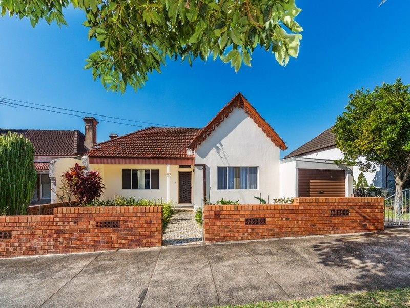 42 Carlisle Street, Ashfield NSW 2131