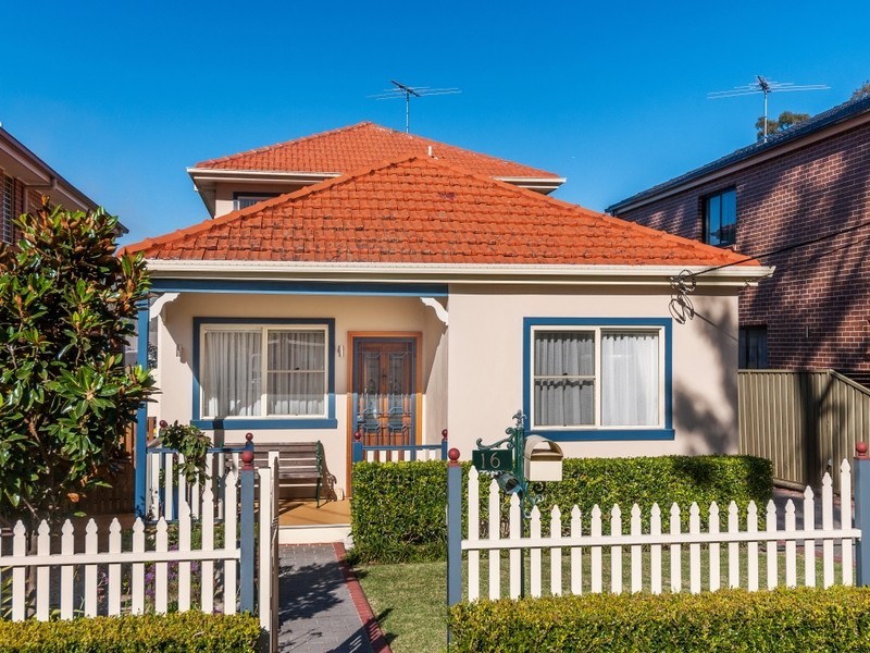 16 William Street, Strathfield South NSW 2136