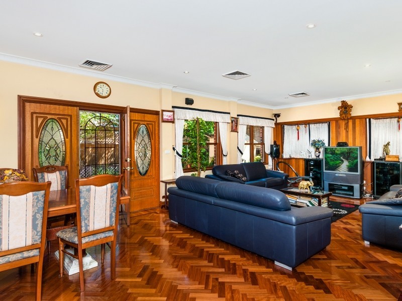 15A Lucas Road, Burwood NSW 2134