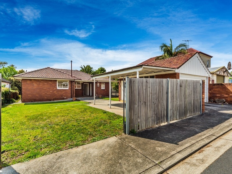 13 Wallace Street, Burwood NSW 2134