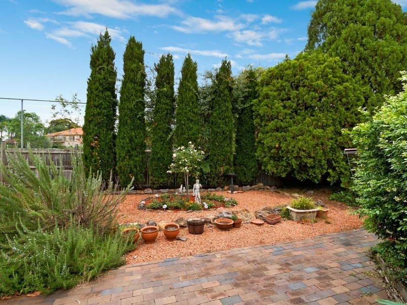 12 Kent Place, Beverly Hills NSW 2209