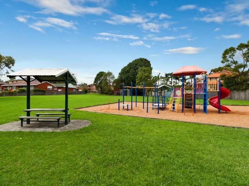 12 Kent Place, Beverly Hills NSW 2209