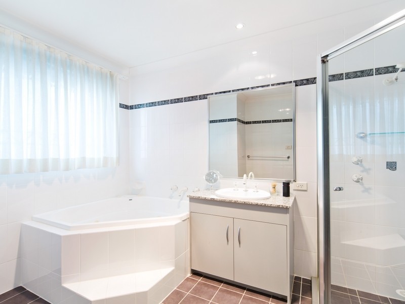 16 Murray Street, Greenacre NSW 2190