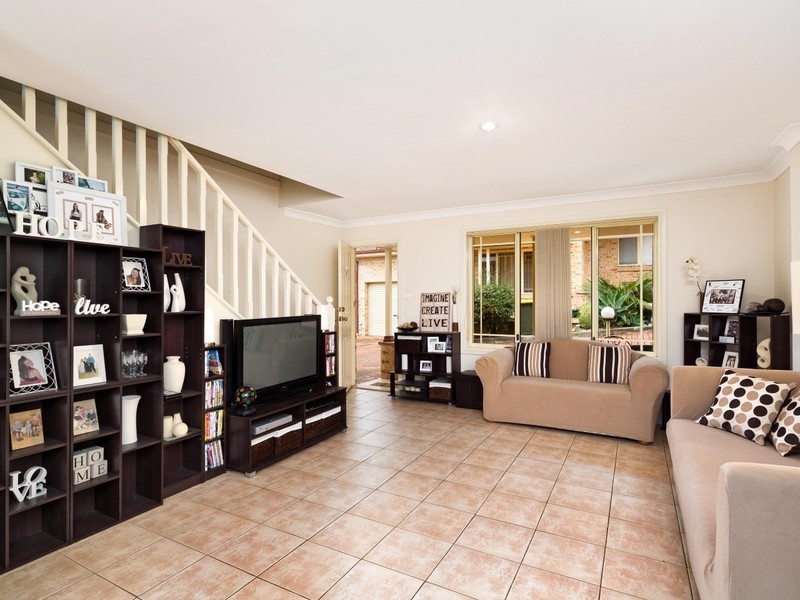 6/11 Mataro Close, Edensor Park NSW 2176