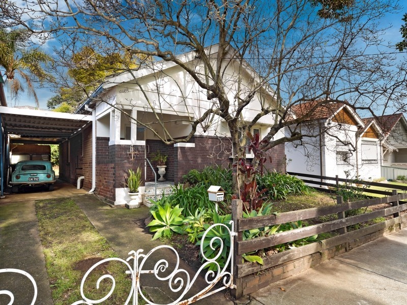 108 Ninth Avenue, Campsie NSW 2194