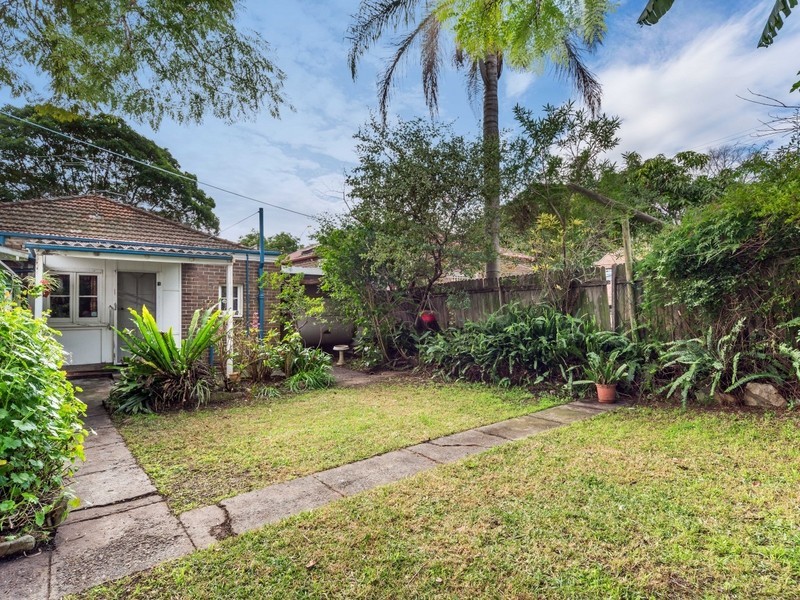 108 Ninth Avenue, Campsie NSW 2194