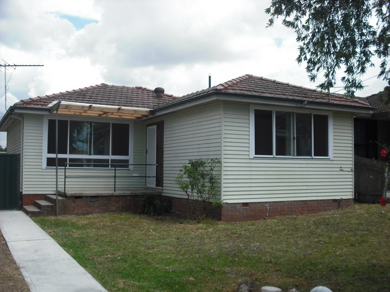 126 Acacia Avenue, Greenacre NSW 2190