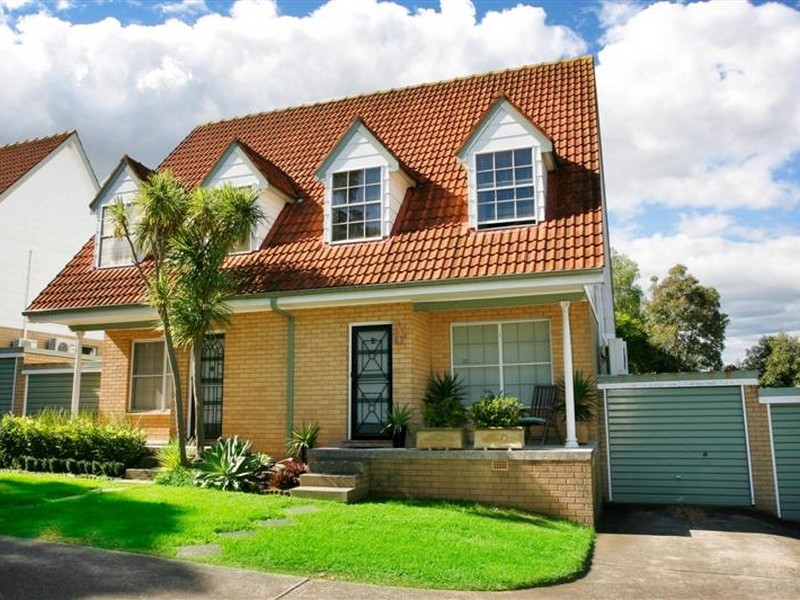 2/195 Georges River Road, Croydon Park NSW 2133