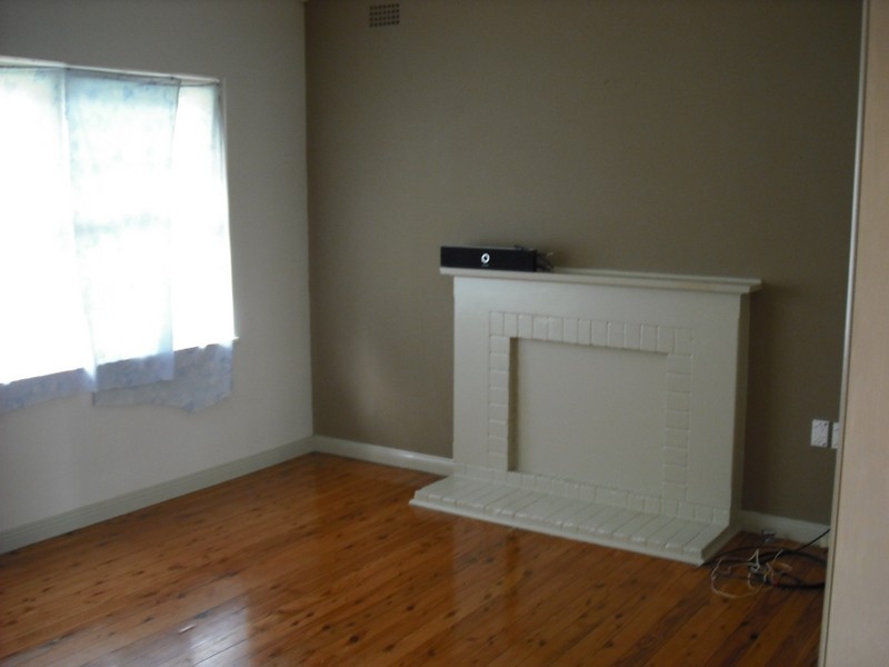 13 Cecily Street, Belfield NSW 2191