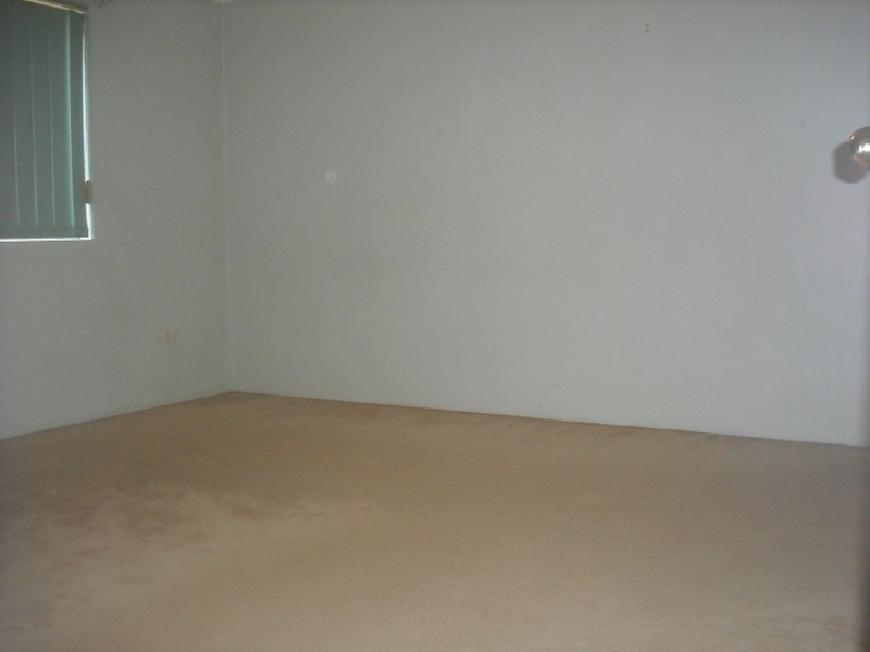 11/23-25 Third Ave, Campsie NSW 2194