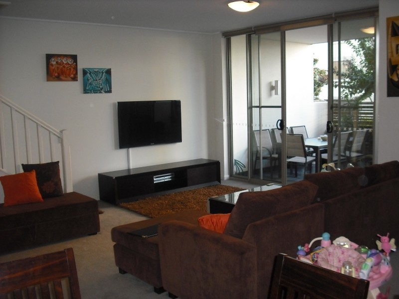 Unit 208/37 Amalfi Drive, Wentworth Point NSW 2127