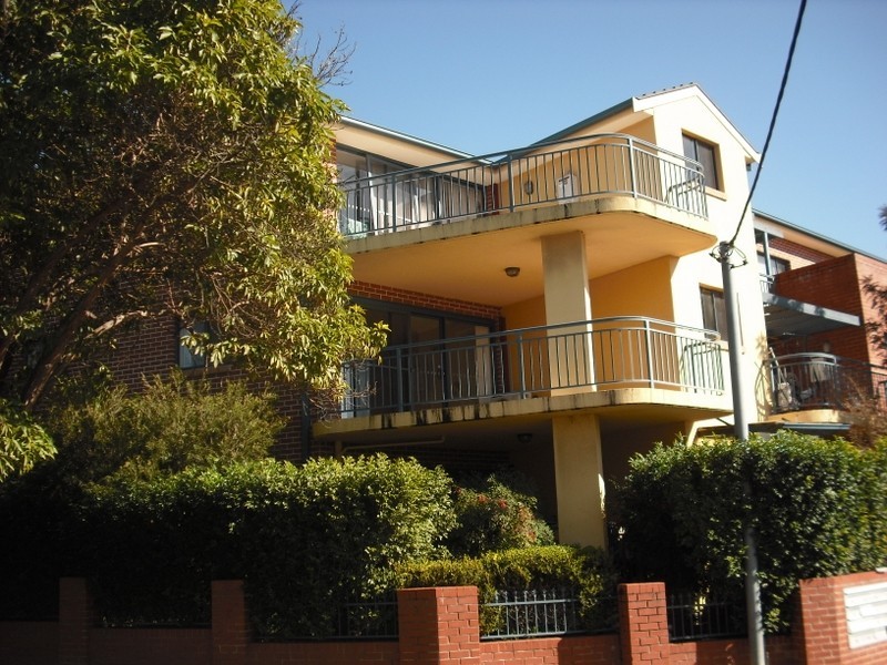 10/10 Belleverde Avenue, Strathfield NSW 2135