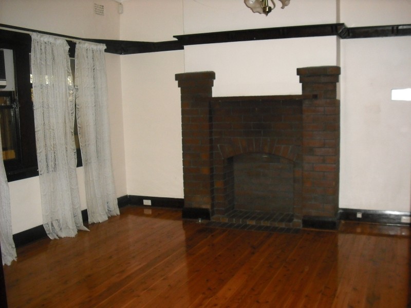 10B Clifton Avenue, Burwood NSW 2134