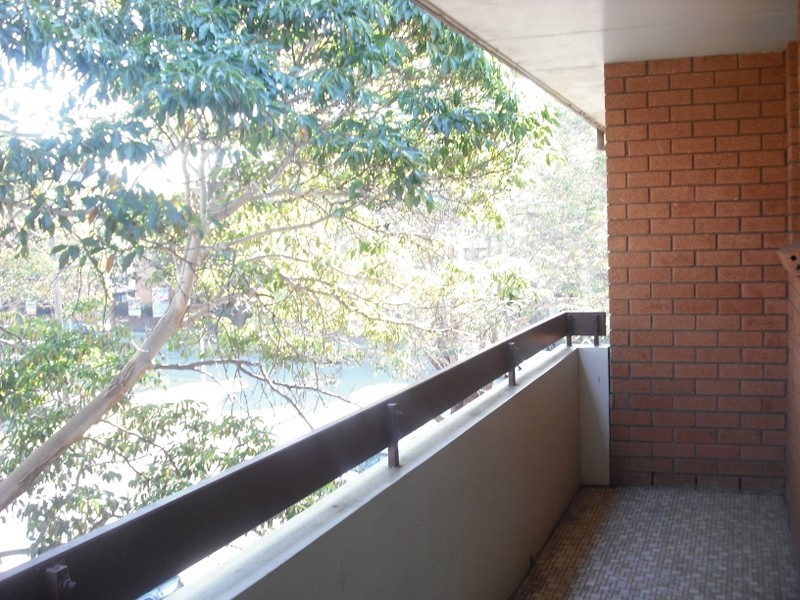Unit 6/8 Eastbourne Road, Homebush West NSW 2140