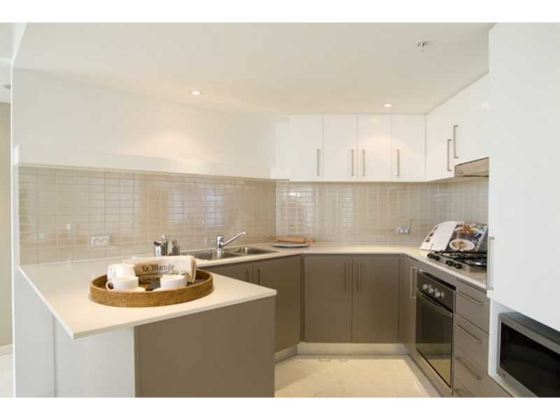 Unit/56 Scarborough Street, Southport QLD 4215