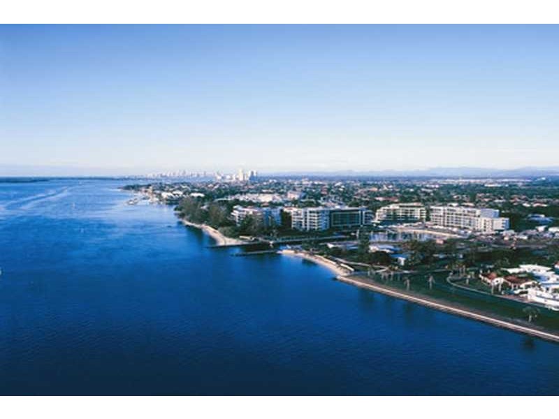 Apartment/Direct Broadwater & Ocean  Access, Hollywell QLD 4216