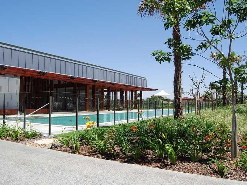 4405/323 Bayview Street, Hollywell QLD 4216