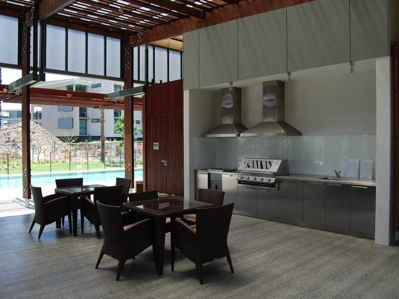 4405/323 Bayview Street, Hollywell QLD 4216