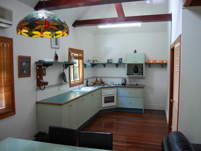 64 Slatyer Avenue, Bundall QLD 4217