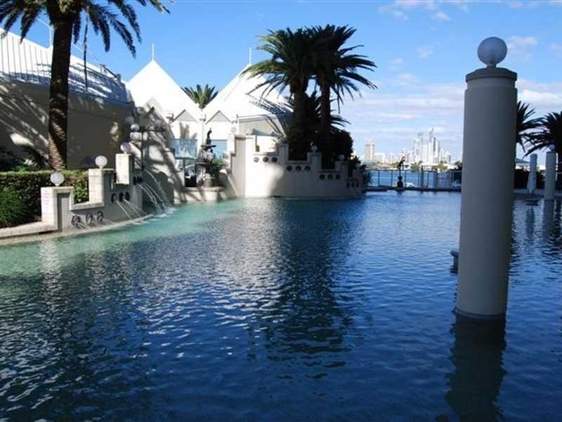 B9-1/75 Brighton Parade, Southport QLD 4215