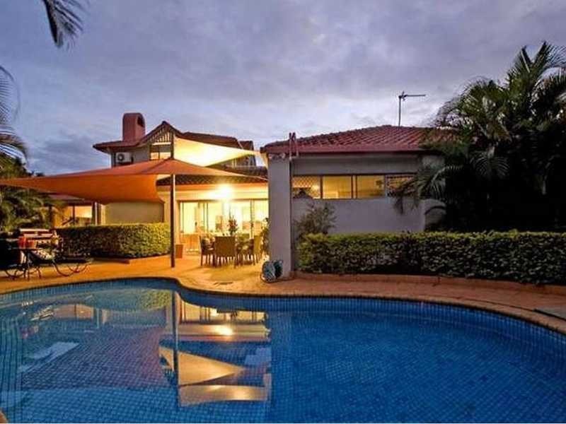 17/131 Morala Avenue, Runaway Bay QLD 4216