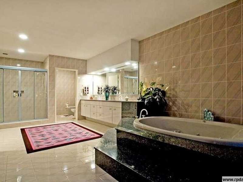 17/131 Morala Avenue, Runaway Bay QLD 4216