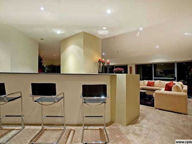 17/131 Morala Avenue, Runaway Bay QLD 4216