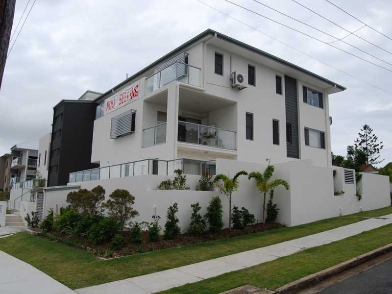 27 Shillito Street, Southport QLD 4215