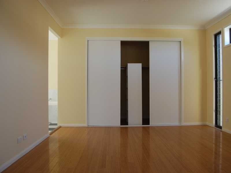 1 & 2/50 Little Norman Street, Southport QLD 4215