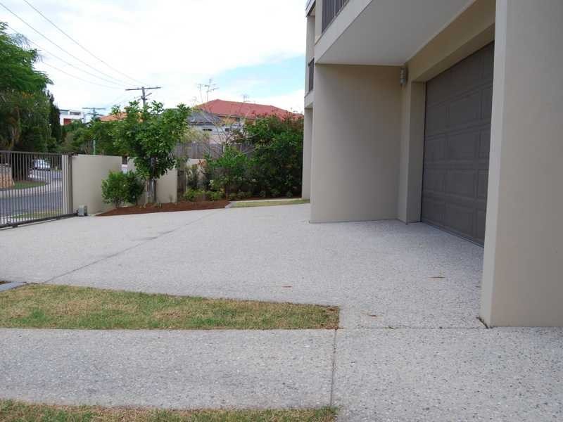 1 & 2/50 Little Norman Street, Southport QLD 4215