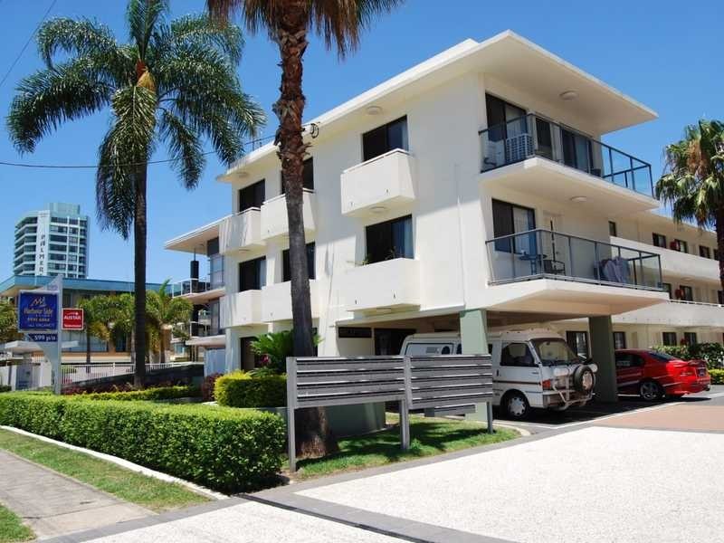 107/132 Marine Parade, Southport QLD 4215